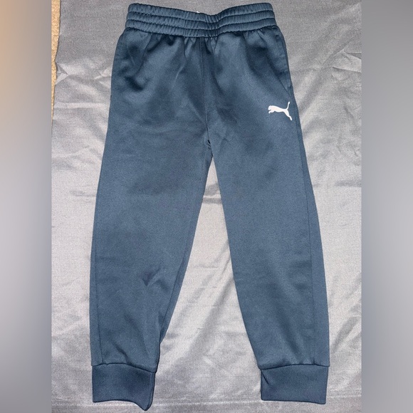 PUMA Boys Joggers 5T - lot of 2 - Picture 2 of 5
